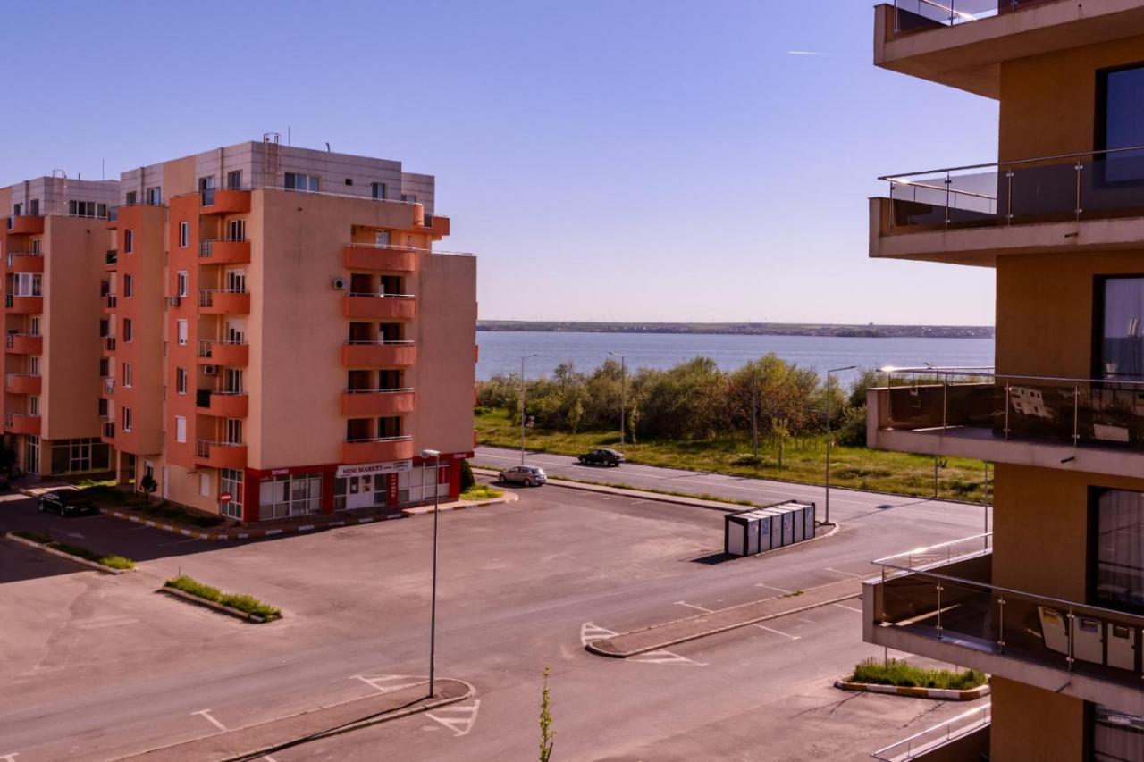 Theo Summerland Seaview Mamaia Buitenkant foto