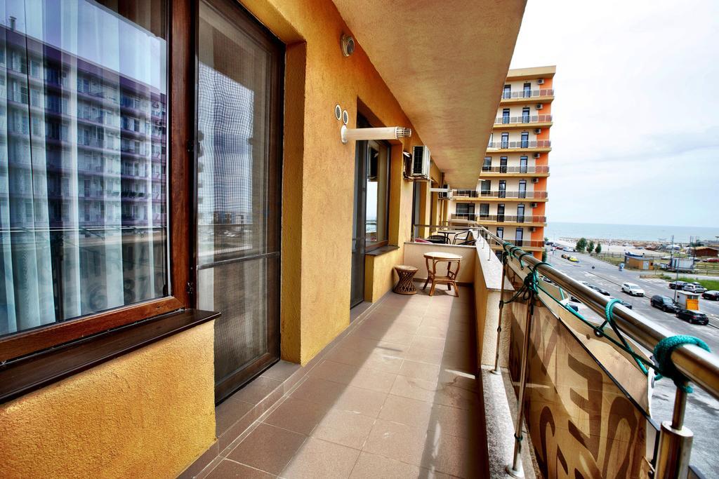 Theo Summerland Seaview Mamaia Buitenkant foto